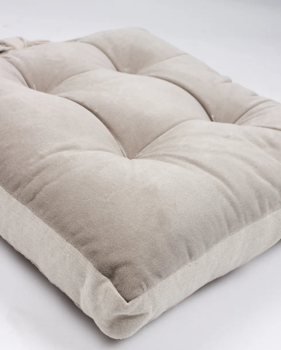 Istuintyyny samettia 40x40cm beige