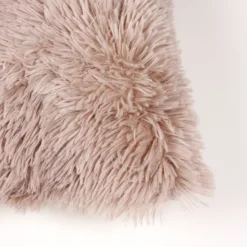 Tekoturkistyyny beige